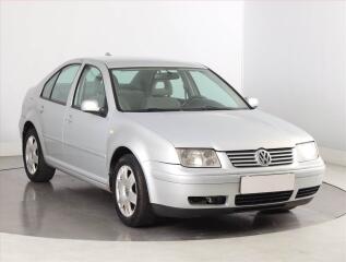 Volkswagen Bora 1.6, po STK, Klima