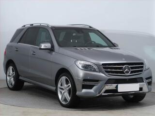 Mercedes-Benz AMG line ML 350 BlueTEC, 4X4