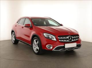 Mercedes-Benz GLA 220d 4MATIC, R,DPH,4X4