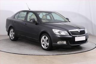 koda Octavia Elegance 1.4 TSI, Serv.kniha