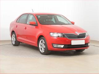 koda Rapid Style Plus 1.2 TSI, Xenony
