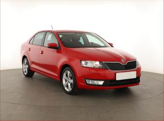 koda Rapid Style Plus 1.2 TSI, Xenony