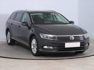 Volkswagen Passat 2.0 TDI, Serv.kniha, K��e