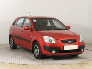 Kia Rio 1.4 16V, po STK, pln� poj�zdn�