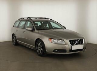 Volvo V70 2.0 D, Tempomat, Park.�senzory