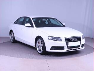 Audi A4 2.0 TDI, Xenony, Tempomat
