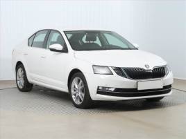 koda Octavia 1.6 TDI, R,1.maj, Tempomat