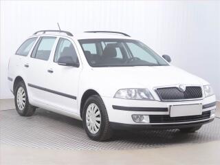 �koda Octavia 1.6, �R,1.maj, Serv.kniha