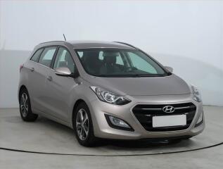Hyundai i30 1.6 GDI, Serv.kniha, Tempomat