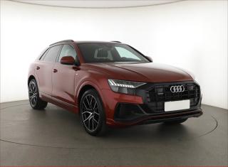 Audi Q8 55 TFSI, S-Line, FullLed