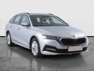 �koda Octavia Ambition 2.0 TDI, �R,1.maj