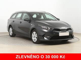 Kia Ceed 1.5 T-GDI, Automat, �R,1.maj