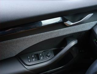Škoda Octavia (2024) Top Selection 1.5 TSI mHEV - náhled 17