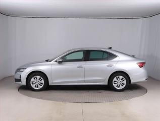 Škoda Octavia (2024) Top Selection 1.5 TSI mHEV - náhled 3