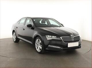 Volvo S60 2.5T, nov� STK, udr�ovan�