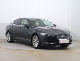 Jaguar XF 2.2 D, Automat, Navi, Xenony