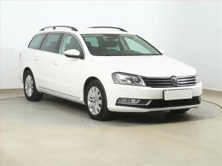 Volkswagen Passat 2.0 TDI, Xenony, Tempomat