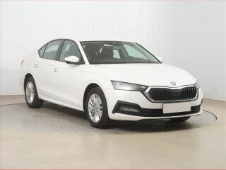 �koda Octavia Ambition 2.0 TDI, �R,1.maj