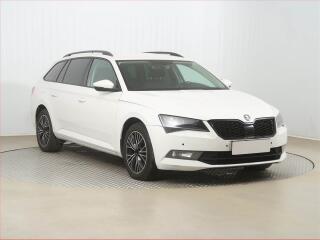 �koda Superb 2.0 TDI, Bi-Xenony, Tempomat