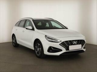 Hyundai i30 1.5 T-GDI MHEV, �R,1.maj