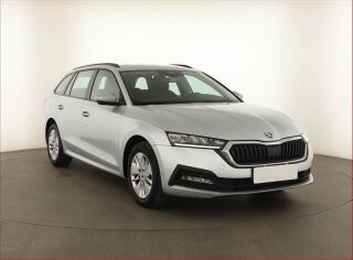 �koda Octavia Ambition 2.0 TDI, �R,1.maj