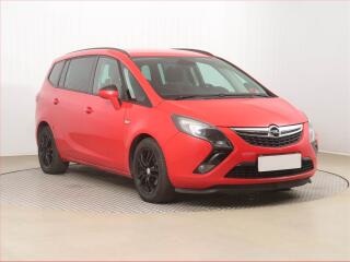 Opel Zafira 2.0 CDTI, 7�m�st, po STK