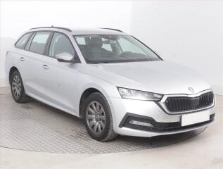 �koda Octavia Ambition 2.0 TDI, �R,1.maj