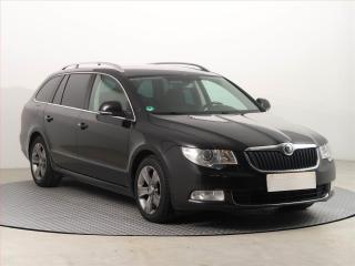 koda Superb 1.6 TDI, Navi, Xenony