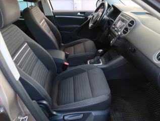 Suzuki Vitara (2019) Premium 1.4 BoosterJet - náhled 9