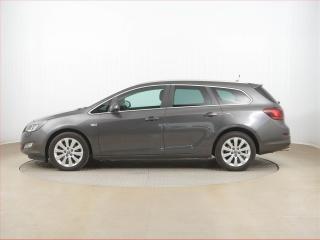 Opel Astra (2011) 1.6 T, Automat, Xenony - náhled 3