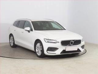 Volvo V60 T4 2.0, MOMENTUM, 140 KW