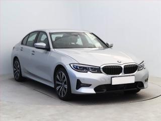 BMW 330 e, nov v R,1.majitel