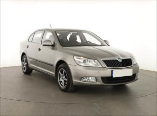 koda Octavia 1.6 TDI, R,2.maj, Serv.kniha