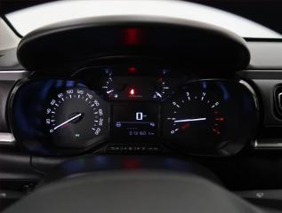 Citroën C3 (2024) Shine 1.2 PureTech, ČR,1.maj - náhled 11