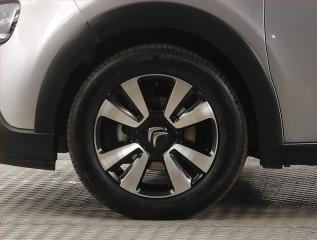 Citroën C3 (2024) Shine 1.2 PureTech, ČR,1.maj - náhled 14