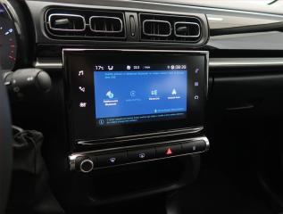Citroën C3 (2024) Shine 1.2 PureTech, ČR,1.maj - náhled 16