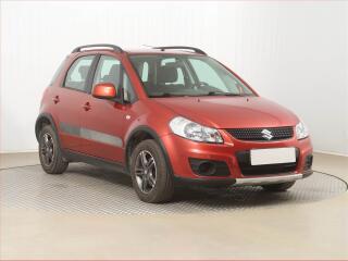 Suzuki SX4 1.5 VVT, po STK, zamluveno