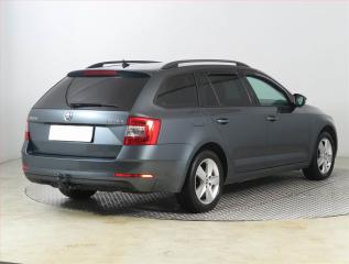 Škoda Octavia (2019) Ambition Plus 2.0 TDI, Automat - náhled 5