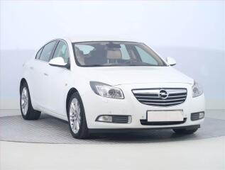 Opel Insignia 2.0 CDTI, Serv.kniha, Xenony