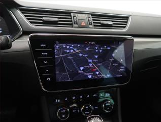 Škoda Superb (2020) Style 1.5 TSI, digi klima - náhled 17
