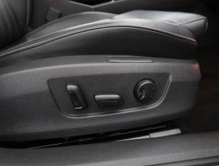 Škoda Superb (2020) Style 1.5 TSI, digi klima - náhled 22