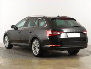 Škoda Superb (2020) Style 1.5 TSI, digi klima - náhled 4