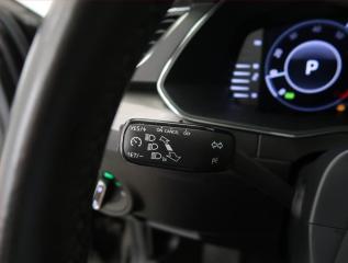 Škoda Superb (2020) Style 1.5 TSI, digi klima - náhled 27