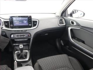 Kia Ceed (2023) Spin 1.0 T-GDI, Serv.kniha - náhled 8