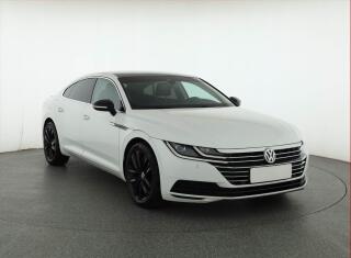 Volkswagen Arteon 1.5 TSI, �R, Ta�n�