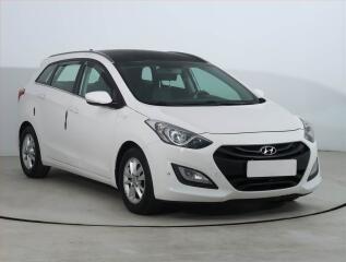 Hyundai i30 1.6 CRDi, �R,1.maj, Serv.kniha