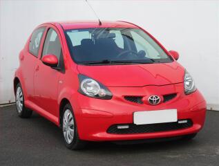 Toyota Aygo 1.4 D-4D, nov� STK, rezervace