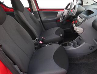 Škoda Superb (2012) Laurin&Klement 2.0 TDI - náhled 7