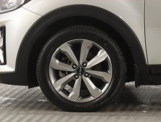 Kia Stonic (2023) Exclusive 1.0 T-GDI - náhled 14