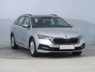 �koda Octavia Ambition 2.0 TDI, �R,1.maj